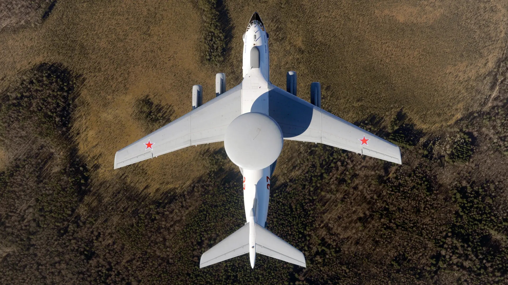Si&ecirc;u UAV Sokol-300 kẻ th&aacute;ch thức tầm xa đ&aacute;ng sợ đối với Nga- Ảnh 3.