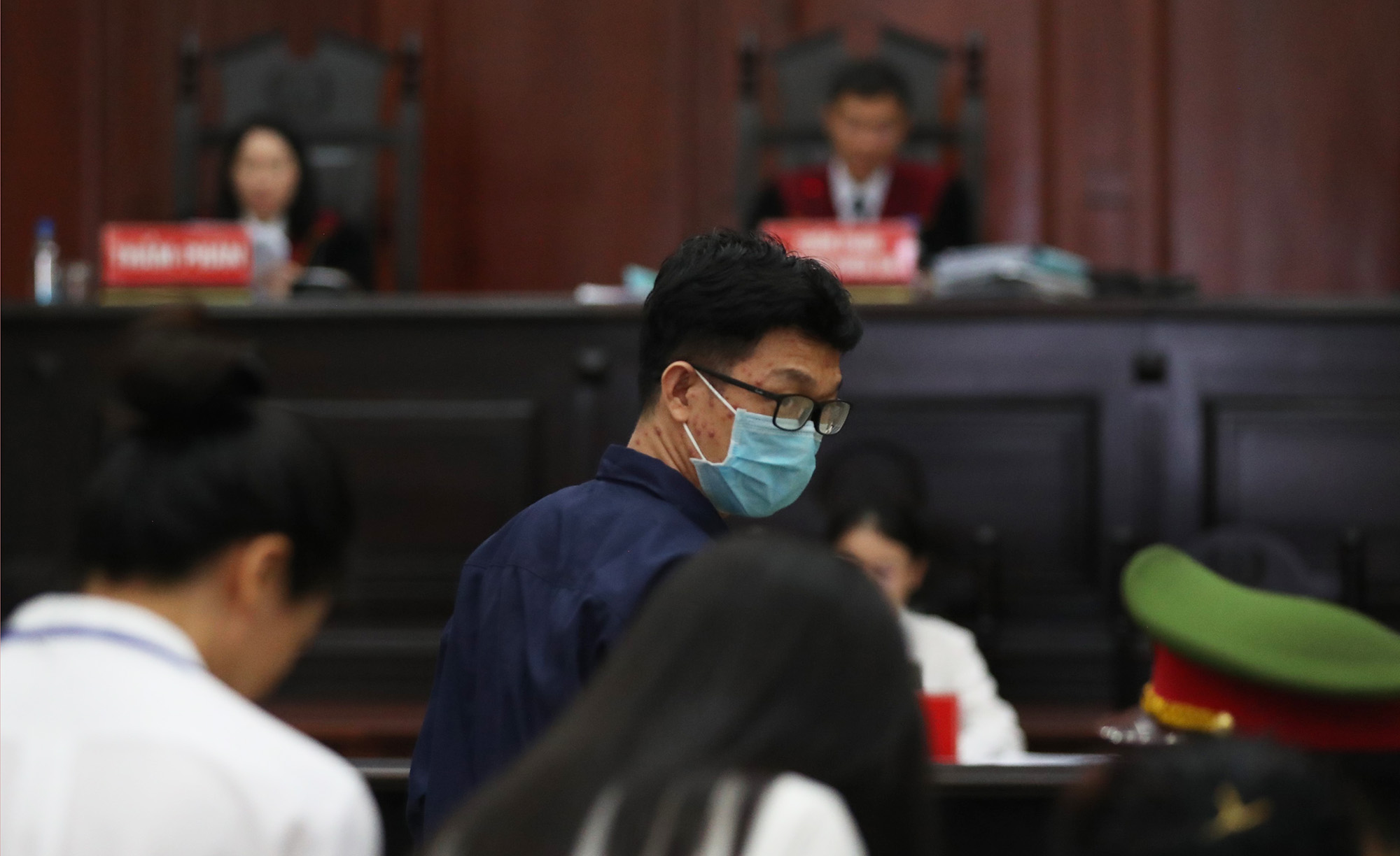 B&agrave; Nguyễn Phương Hằng được giảm &aacute;n từ 3 năm xuống c&ograve;n 2 năm 9 th&aacute;ng t&ugrave;- Ảnh 2.