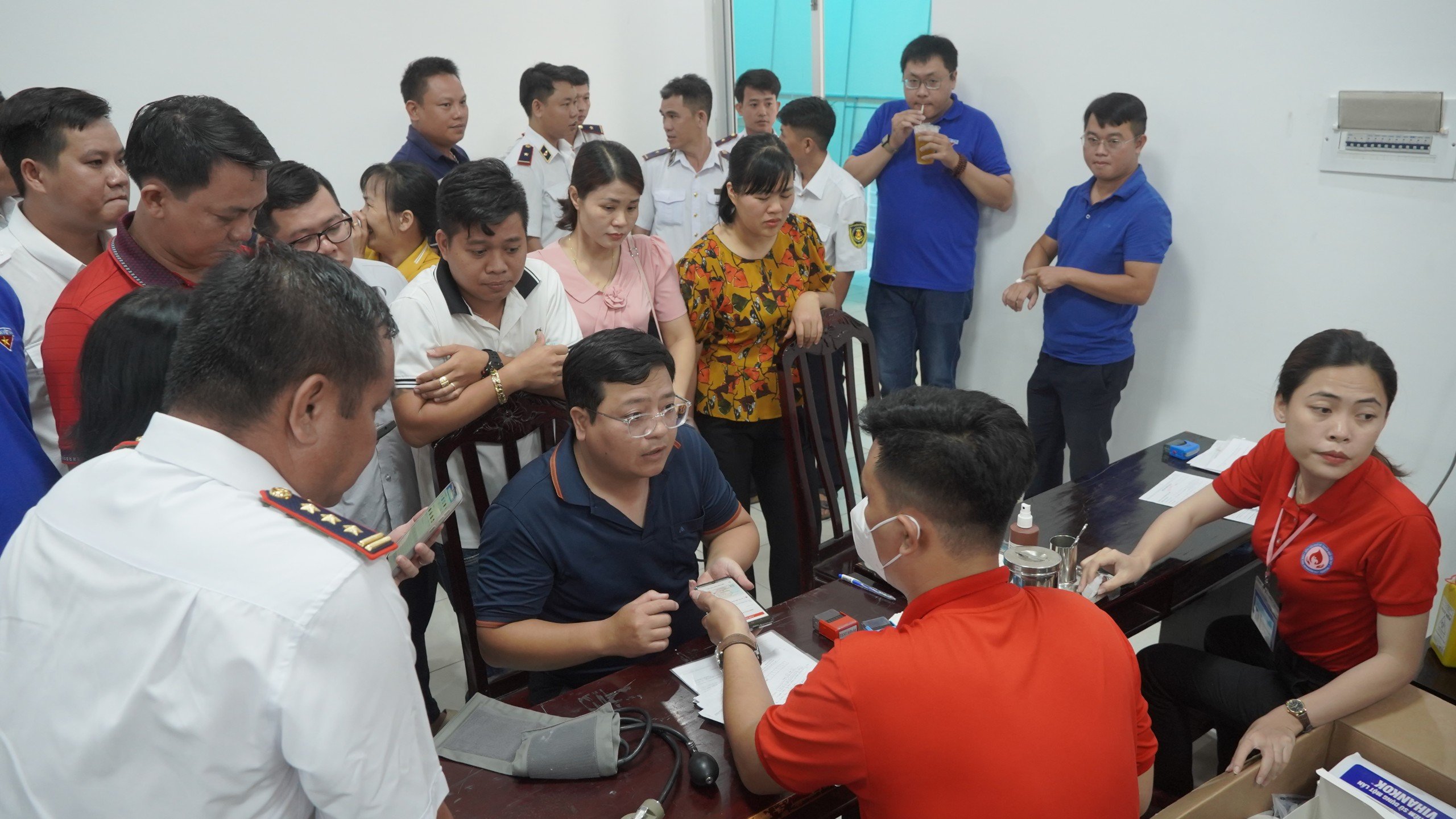 6 đơn vị ng&agrave;nh giao th&ocirc;ng ở miền T&acirc;y tổ chức ng&agrave;y hội hiến m&aacute;u- Ảnh 12.