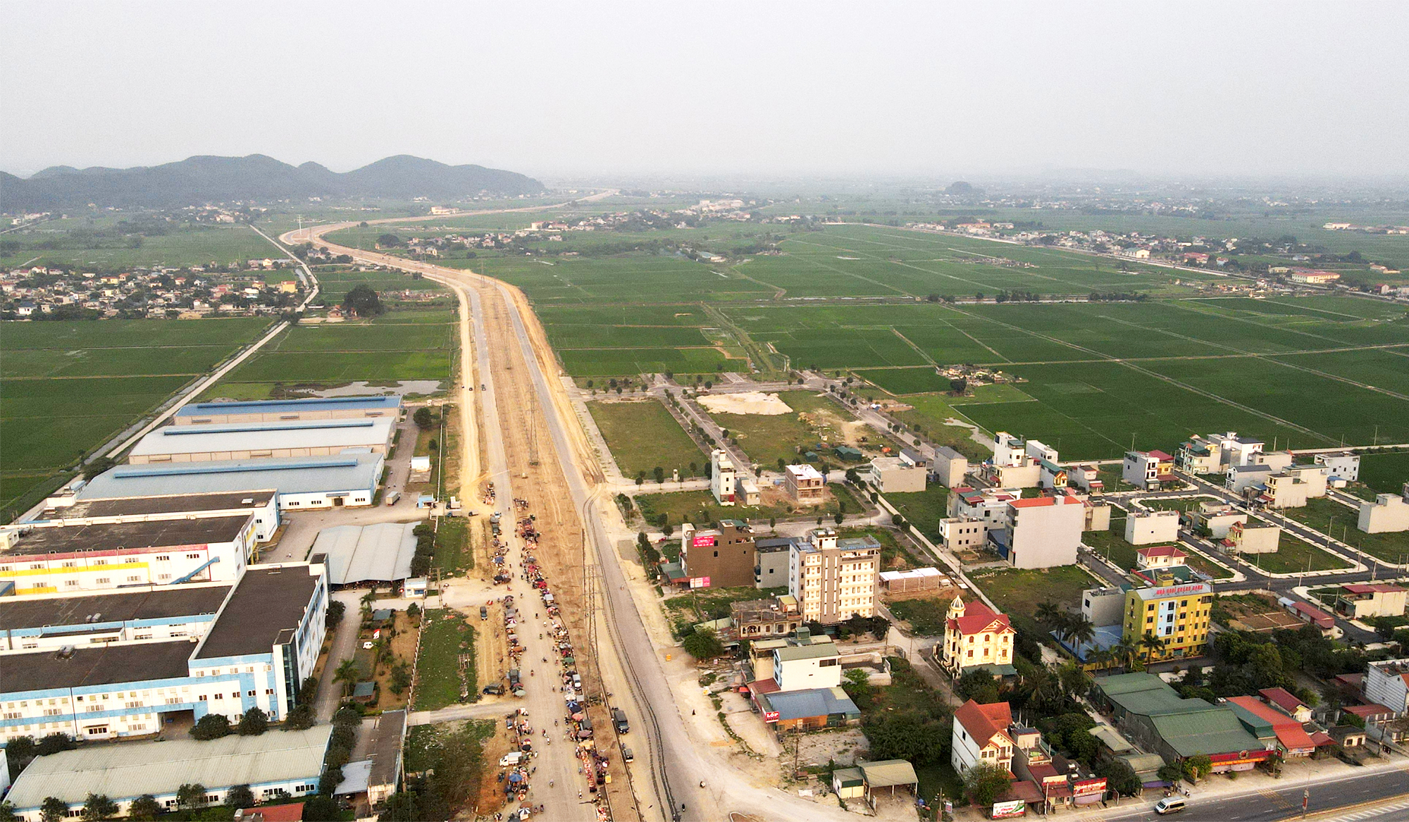 Ngắm trục hành lang Đông Tây 3.600 tỷ đồng của Hà Nam từ trên cao- Ảnh 10. Ngắm trục hành lang Đông Tây 3.600 tỷ đồng của Hà Nam từ trên cao- Ảnh 10.