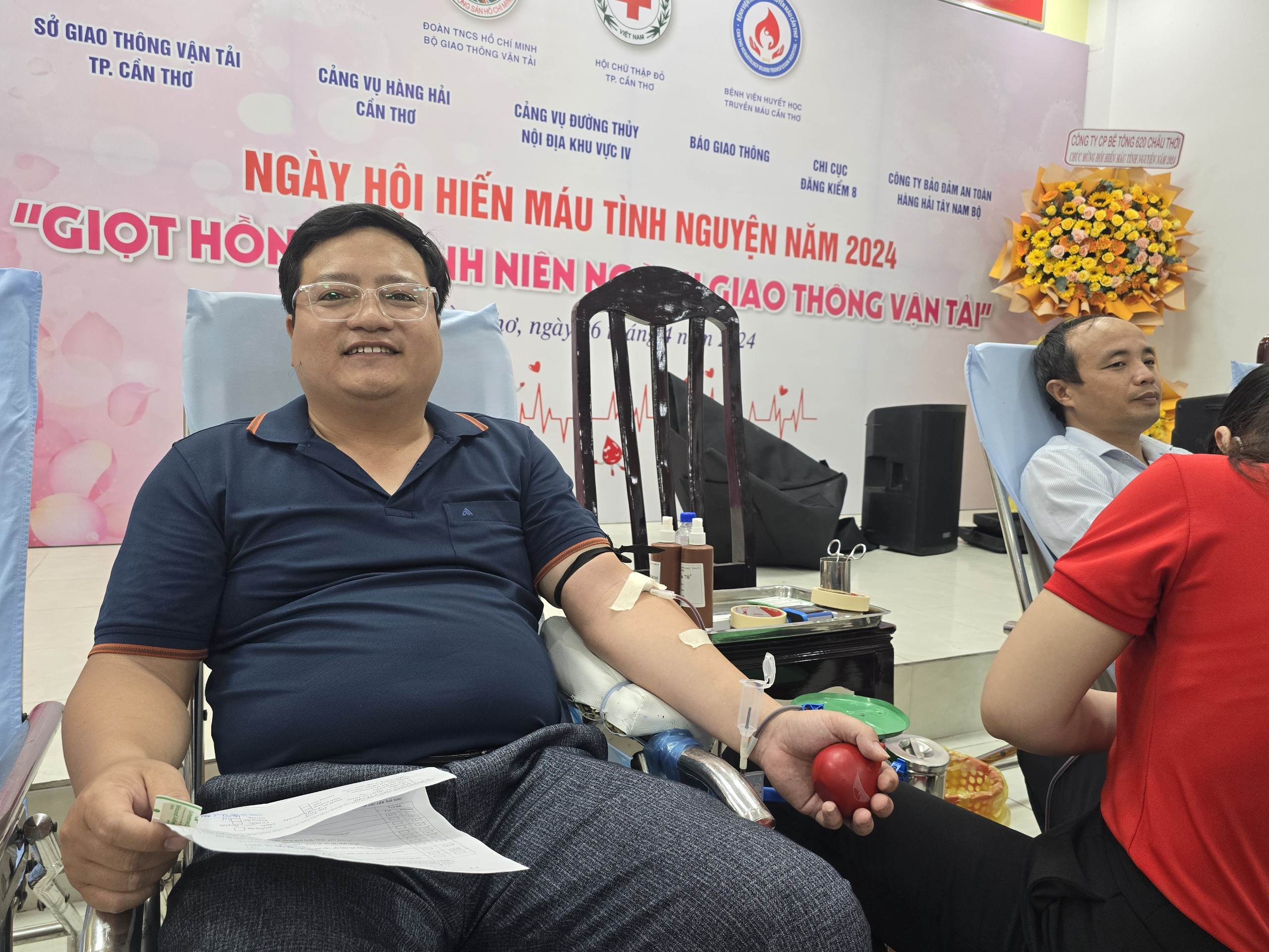 6 đơn vị ng&agrave;nh giao th&ocirc;ng ở miền T&acirc;y tổ chức ng&agrave;y hội hiến m&aacute;u- Ảnh 9.