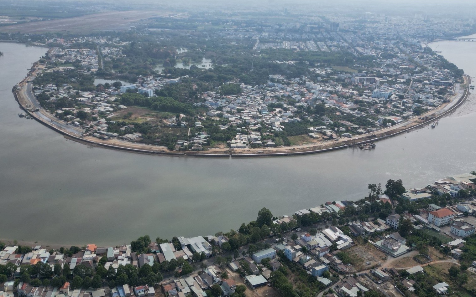 Đề xuất bổ sung quy hoạch, mở rộng nhiều tuyến giao th&ocirc;ng kết nối s&acirc;n bay Bi&ecirc;n H&ograve;a