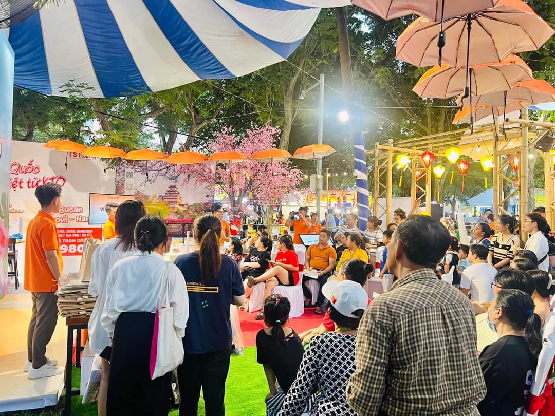 TP.HCM tổ chức ng&agrave;y hội du lịch, thu về hơn 140 tỷ đồng- Ảnh 1.