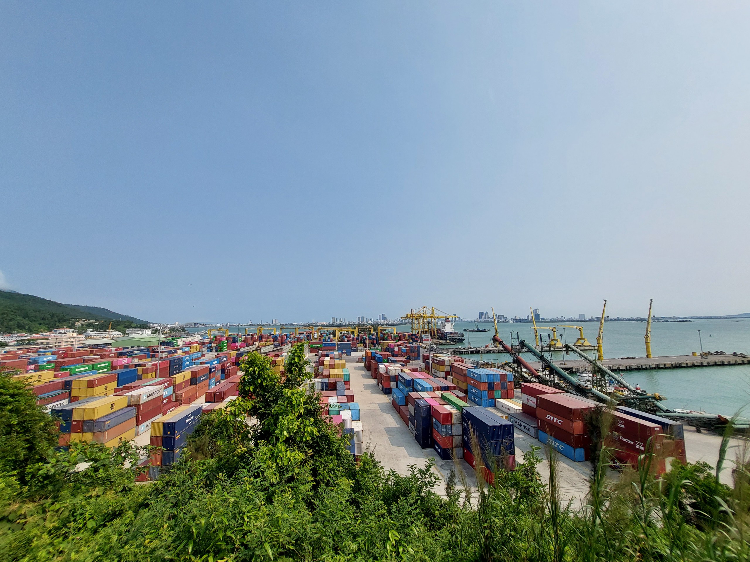 Kiến nghị đẩy nhanh đầu tư hạ tầng, nạo vét luồng đảm bảo an toàn hàng hải- Ảnh 2. Kiến nghị đẩy nhanh đầu tư hạ tầng, nạo vét luồng đảm bảo an toàn hàng hải- Ảnh 2.