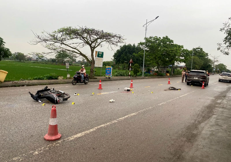 Hiện trường vụ tai nạn khiến nữ sinh lớp 11 tử vong.