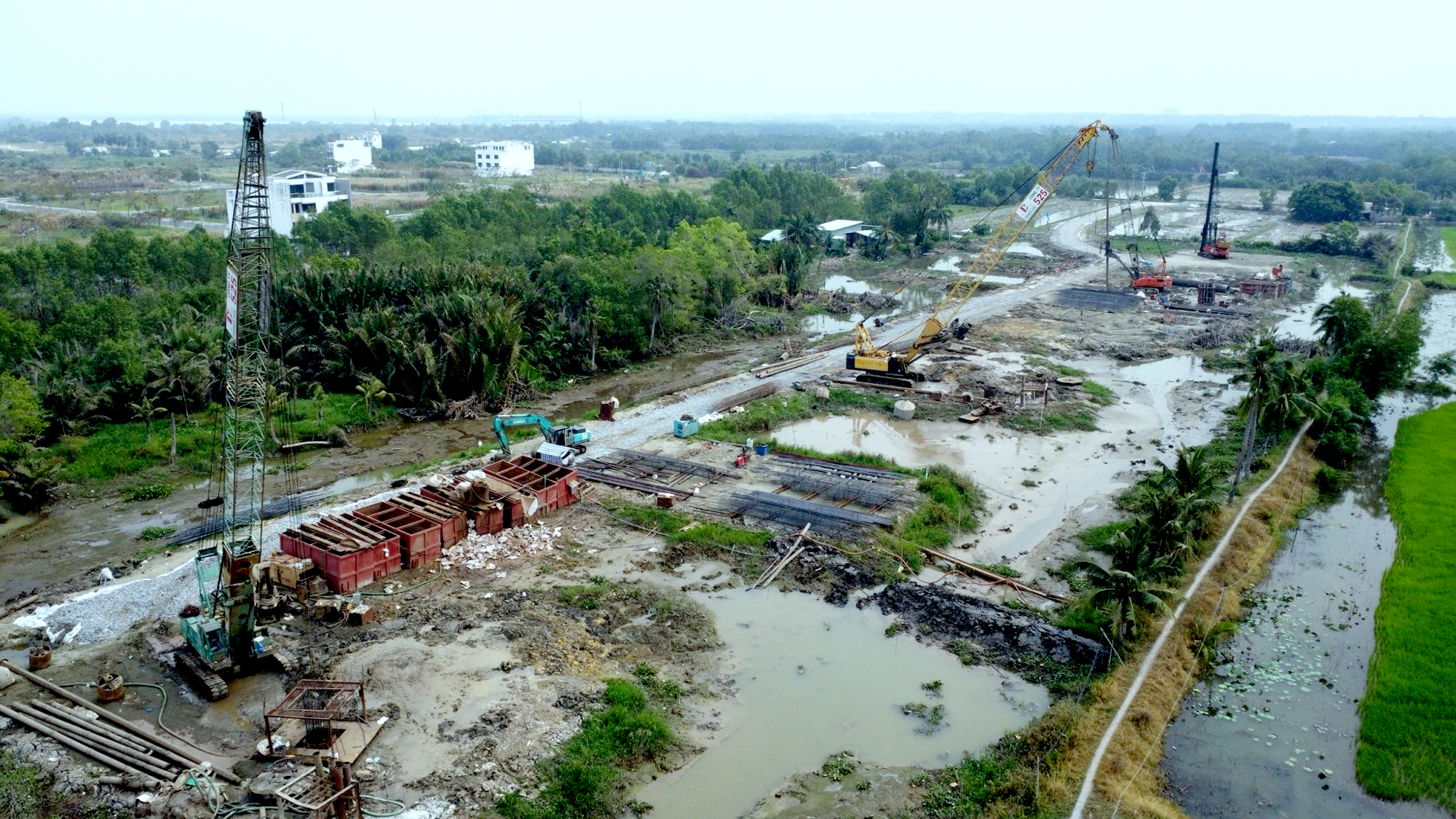 Cao tốc, đường vành đai ngóng mặt bằng, tái định cư
- Ảnh 2. Cao tốc, đường vành đai ngóng mặt bằng, tái định cư
- Ảnh 2.