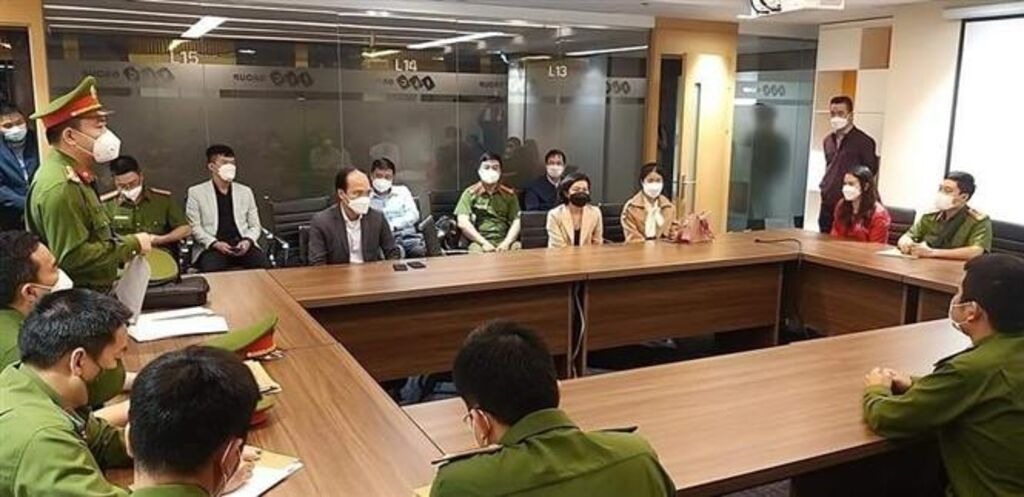L&ecirc; Hải Tr&agrave; v&agrave; c&aacute;c cựu sếp HOSE khai g&igrave; khi bị c&aacute;o buộc gi&uacute;p sức Trịnh Văn Quyết?- Ảnh 2.