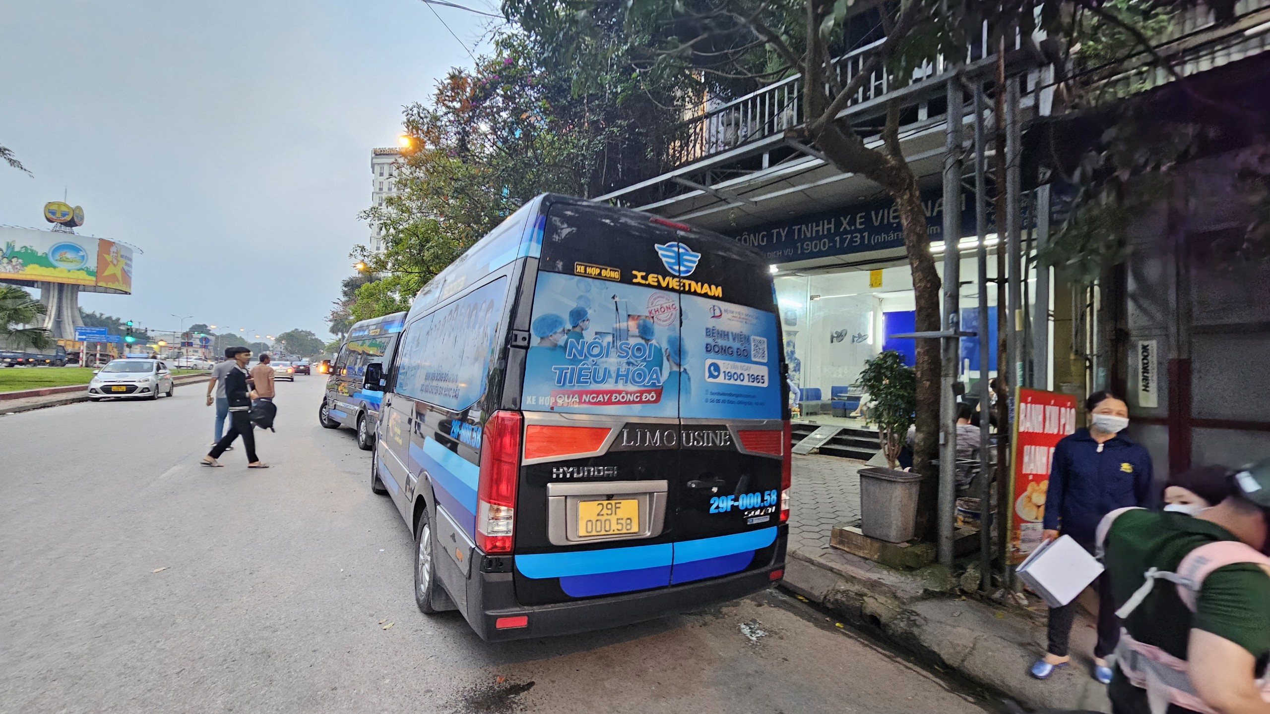 “X.e Việt Nam” núp bóng xe hợp đồng chạy tuyến cố định Hà Nội - Nam Định- Ảnh 4. “X.e Việt Nam” núp bóng xe hợp đồng chạy tuyến cố định Hà Nội - Nam Định- Ảnh 4.