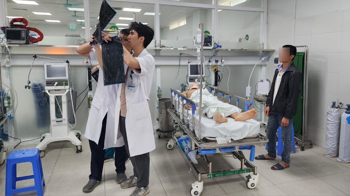 50% ca cấp cứu tại "thủ phủ ngoại khoa" BV Hữu nghị Việt Đức do TNGT- Ảnh 5. 50% ca cấp cứu tại "thủ phủ ngoại khoa" BV Hữu nghị Việt Đức do TNGT- Ảnh 5.