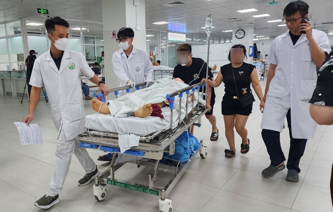 50% ca cấp cứu tại "thủ phủ ngoại khoa" BV Hữu nghị Việt Đức do TNGT- Ảnh 12. 50% ca cấp cứu tại "thủ phủ ngoại khoa" BV Hữu nghị Việt Đức do TNGT- Ảnh 12.