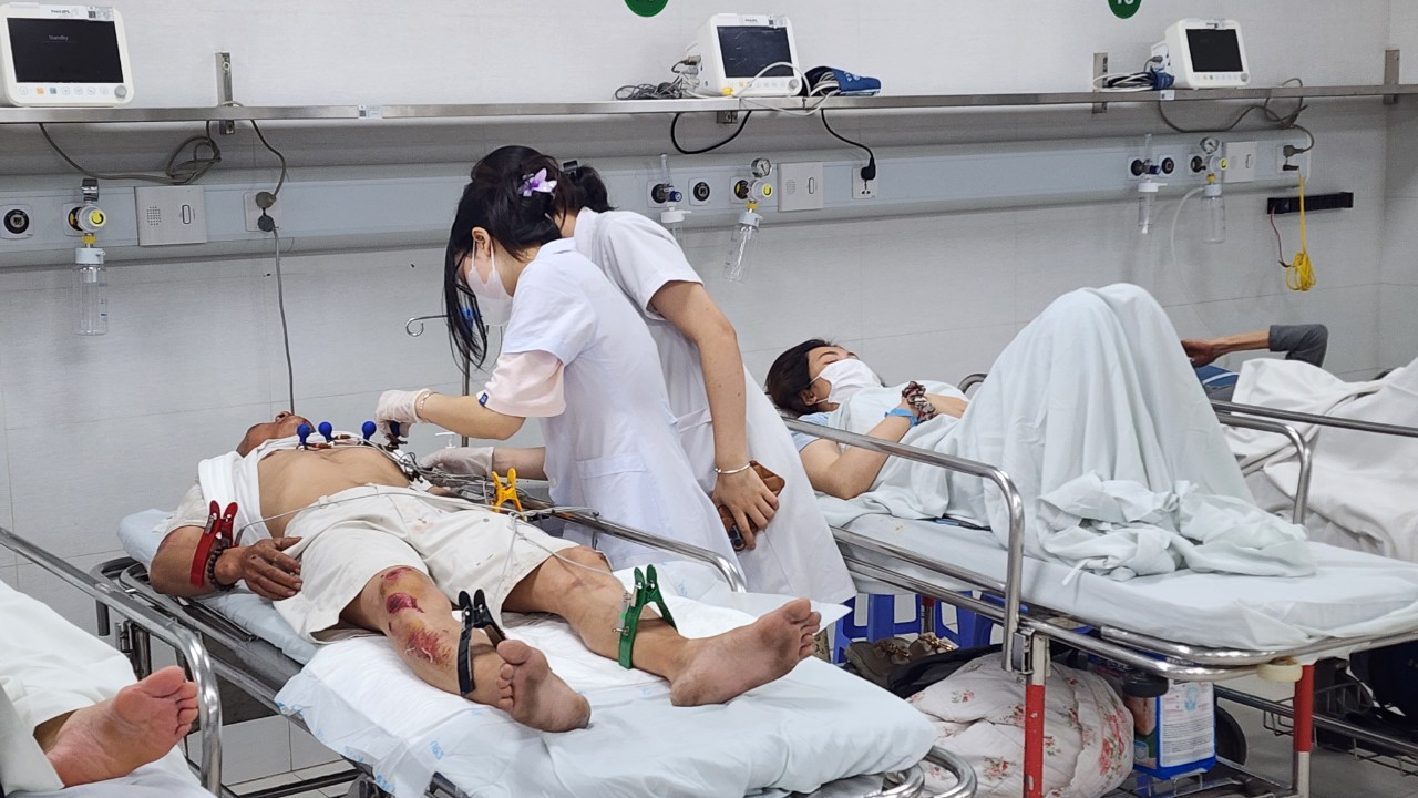 50% ca cấp cứu tại "thủ phủ ngoại khoa" BV Hữu nghị Việt Đức do TNGT- Ảnh 8. 50% ca cấp cứu tại "thủ phủ ngoại khoa" BV Hữu nghị Việt Đức do TNGT- Ảnh 8.