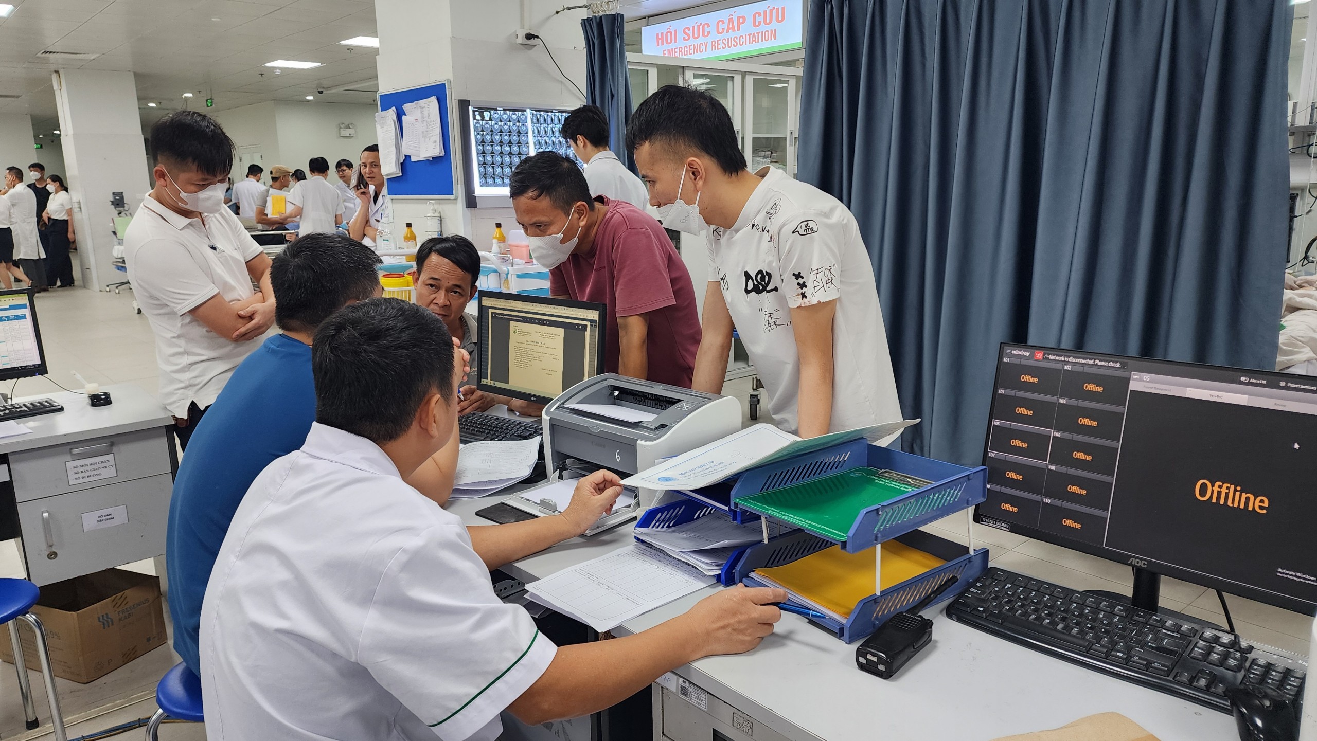 50% ca cấp cứu tại "thủ phủ ngoại khoa" BV Hữu nghị Việt Đức do TNGT- Ảnh 14. 50% ca cấp cứu tại "thủ phủ ngoại khoa" BV Hữu nghị Việt Đức do TNGT- Ảnh 14.