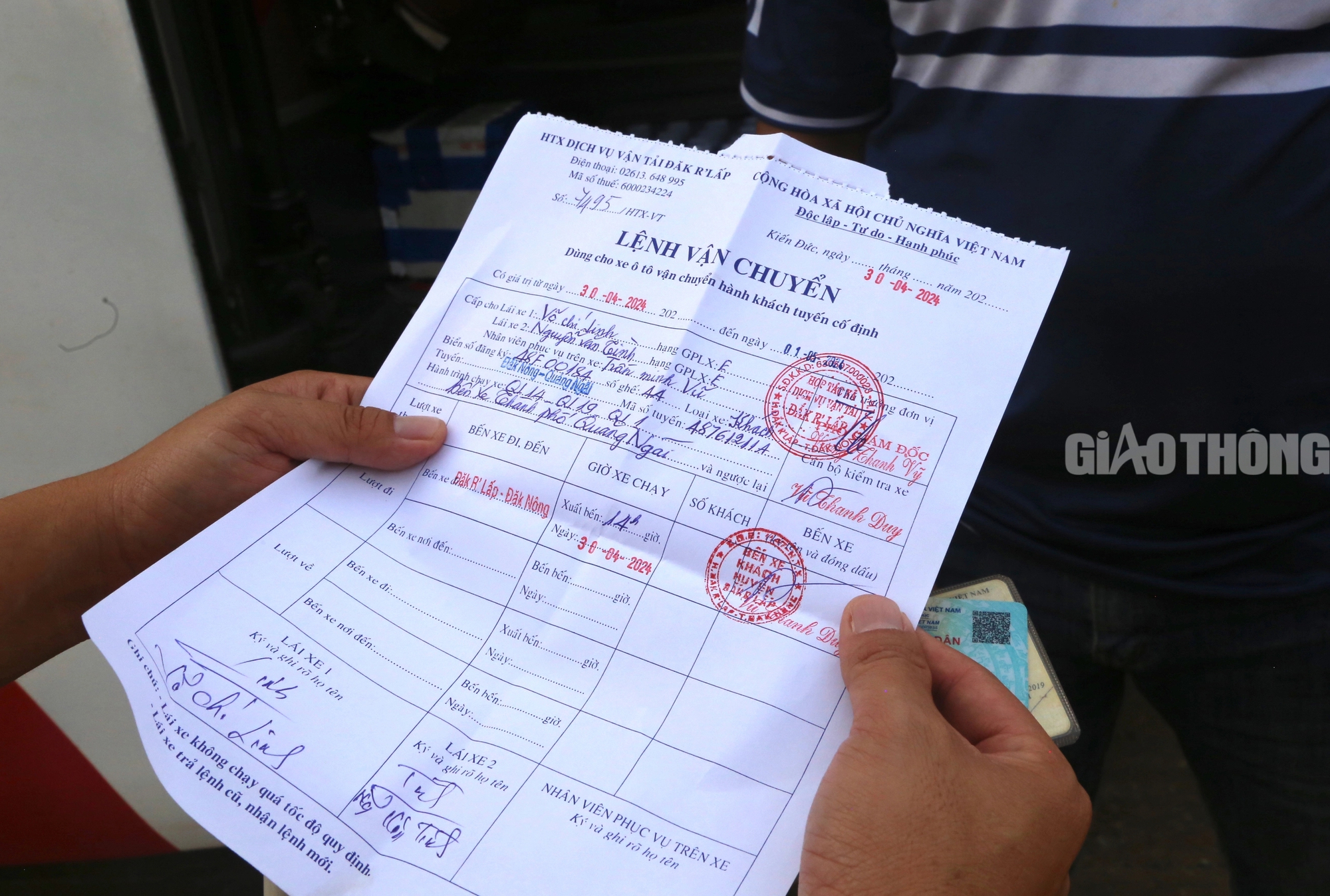 Kiểm so&aacute;t chặt vi phạm của xe kh&aacute;ch tr&ecirc;n đường Hồ Ch&iacute; Minh- Ảnh 8.