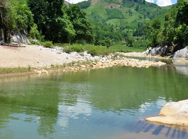 Từ Thanh H&oacute;a v&agrave;o Quảng Ng&atilde;i thăm cha mẹ dịp lễ th&igrave; bị đuối nước- Ảnh 1.