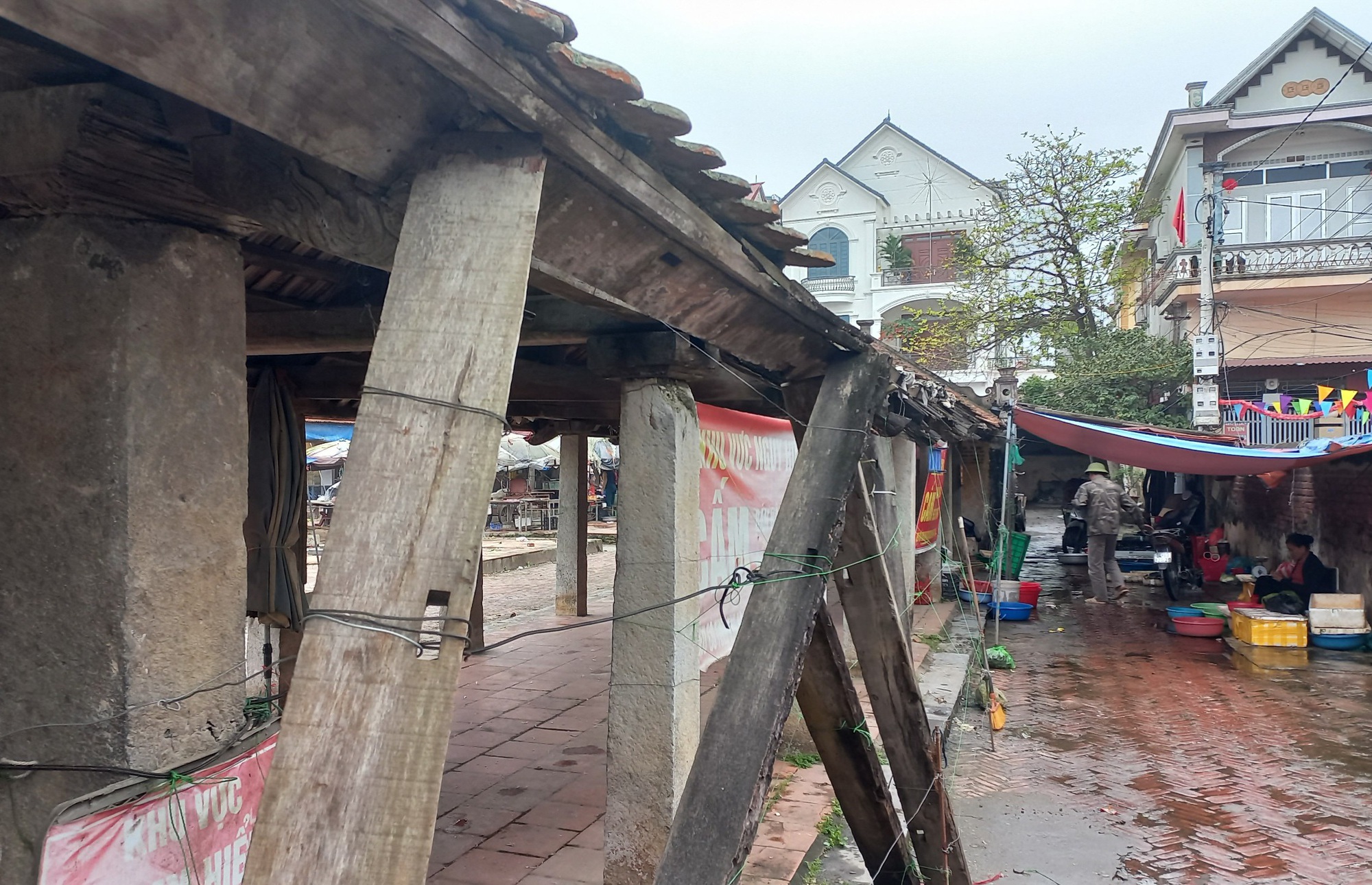X&oacute;t xa chợ gần 200 tuổi xứ Đ&ocirc;ng xuống cấp- Ảnh 6.