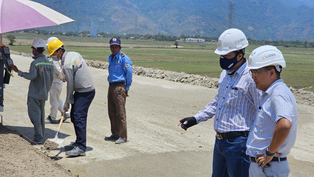 Nh&agrave; thầu Lizen thi c&ocirc;ng xuy&ecirc;n lễ tr&ecirc;n cao tốc V&acirc;n Phong - Nha Trang- Ảnh 11.