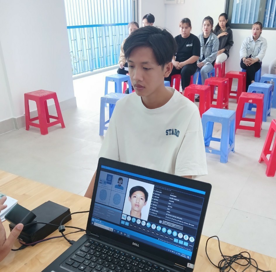 Tiền Giang: Gi&aacute;m s&aacute;t thi s&aacute;t hạch l&aacute;i xe qua căn cước c&ocirc;ng d&acirc;n gắn ch&iacute;p- Ảnh 1.