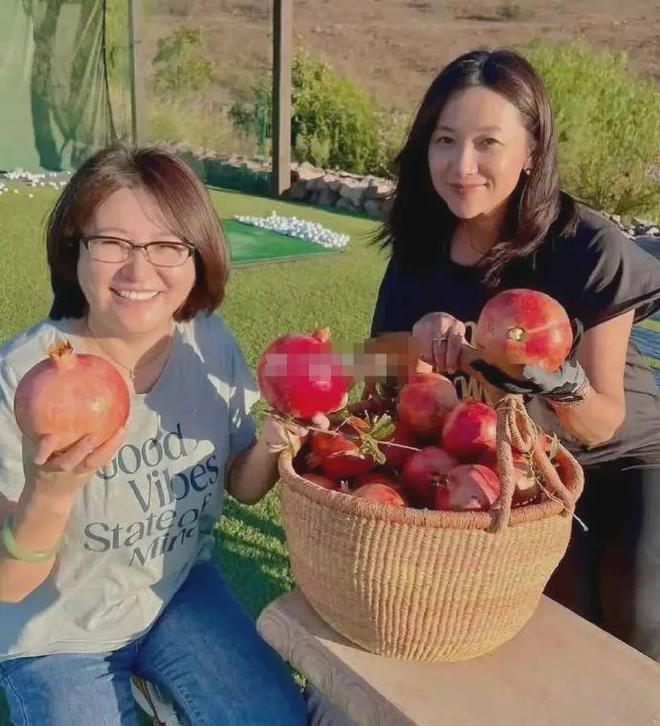 Đại hoa đ&aacute;n Từ Tịnh L&ocirc;i trẻ trung ở tuổi 50, gi&atilde; từ l&agrave;ng giải tr&iacute;- Ảnh 2.