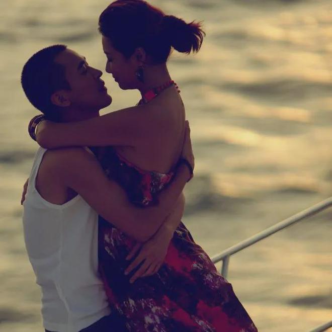 Đại hoa đ&aacute;n Từ Tịnh L&ocirc;i trẻ trung ở tuổi 50, gi&atilde; từ l&agrave;ng giải tr&iacute;- Ảnh 5.