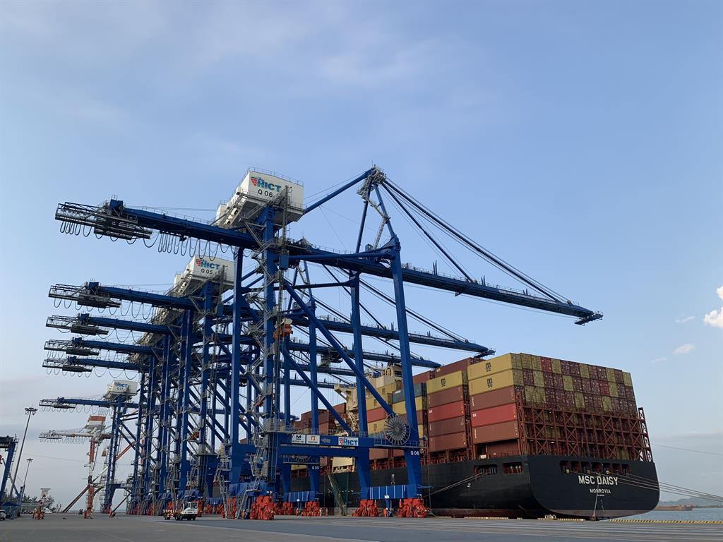 Nhiều lợi thế cho cảng biển khi được h&atilde;ng t&agrave;u ngoại "chống lưng"- Ảnh 1.