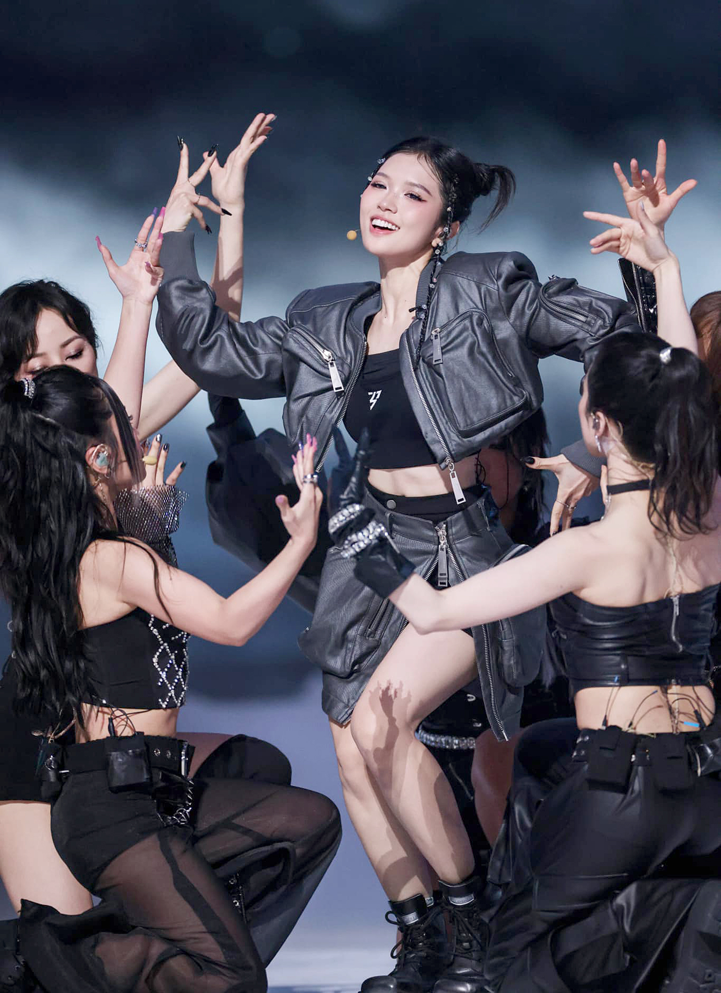 Suni Hạ Linh: &ldquo;So s&aacute;nh t&ocirc;i với Chi Pu l&agrave; khập khiễng&rdquo;- Ảnh 1.