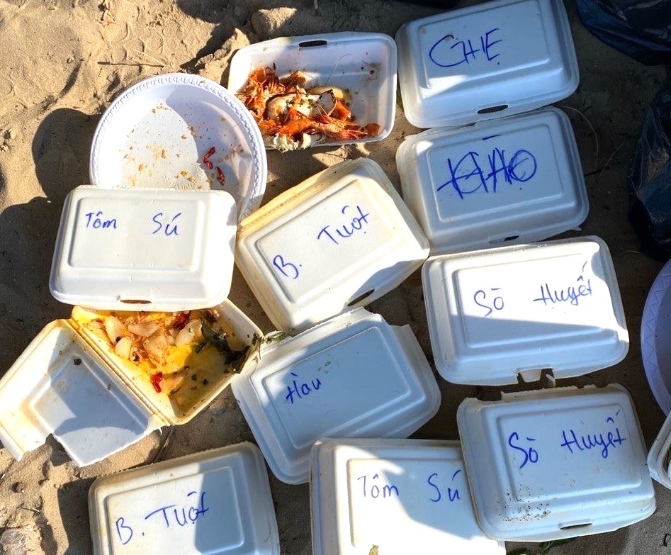 B&igrave;nh Thuận: Truy nguy&ecirc;n nh&acirc;n vụ 51 kh&aacute;ch du lịch bị ngộ độc thực phẩm- Ảnh 2.