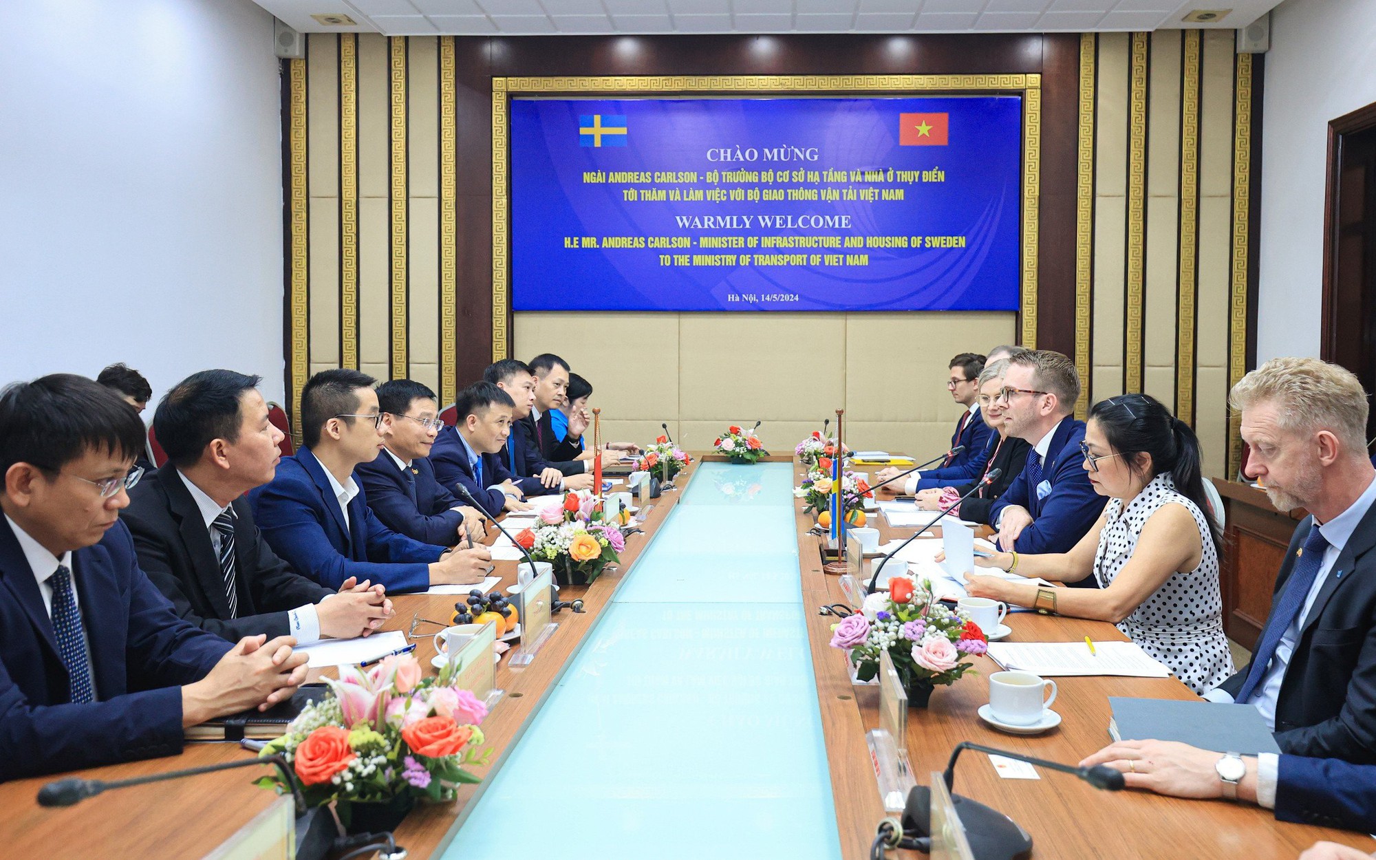 Nghi&ecirc;n cứu mở đường bay thẳng Việt Nam - Thụy Điển