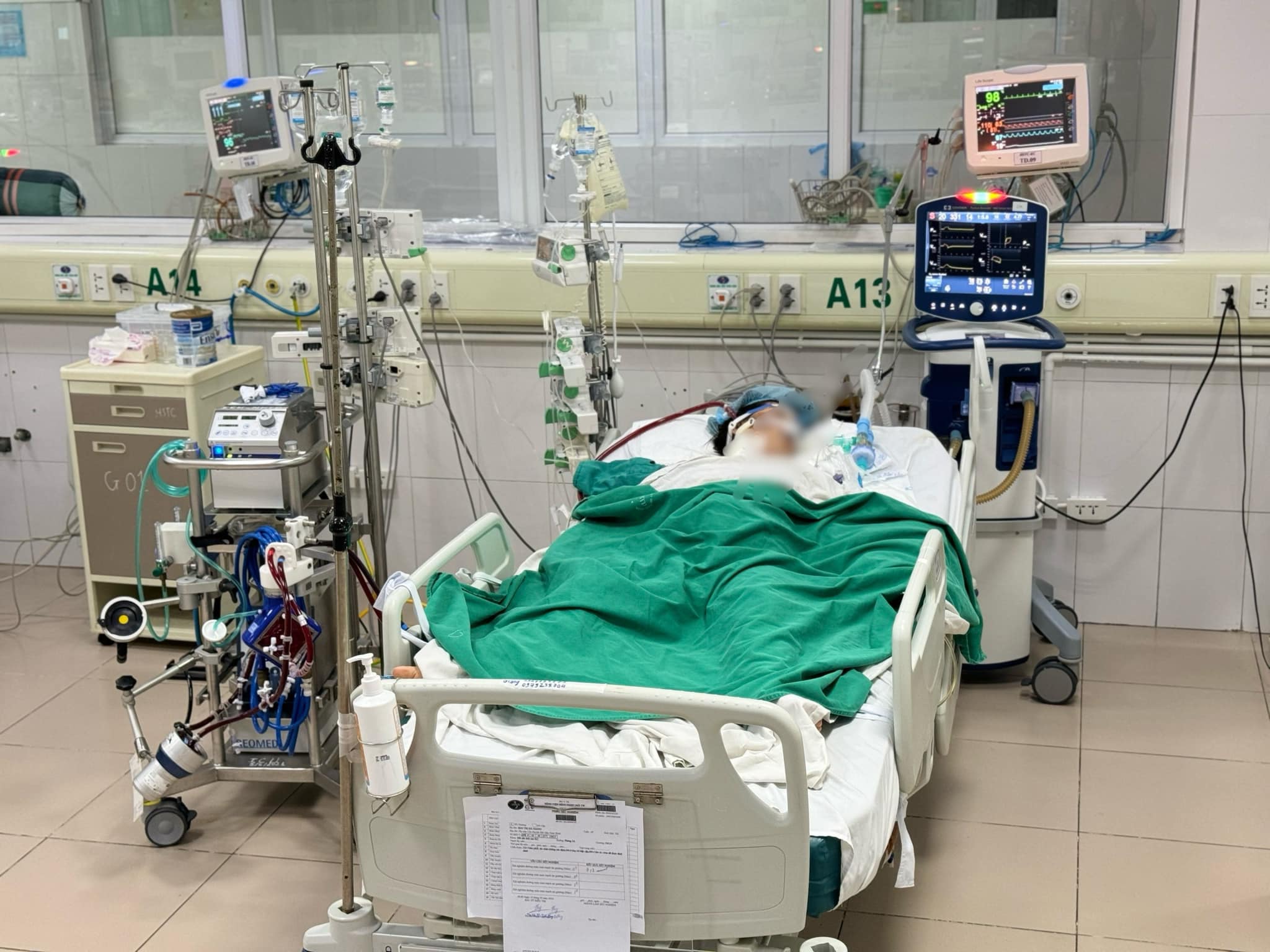 Mắc c&uacute;m B, 3 bệnh nh&acirc;n nhập viện trong t&igrave;nh trạng nguy kịch- Ảnh 1.