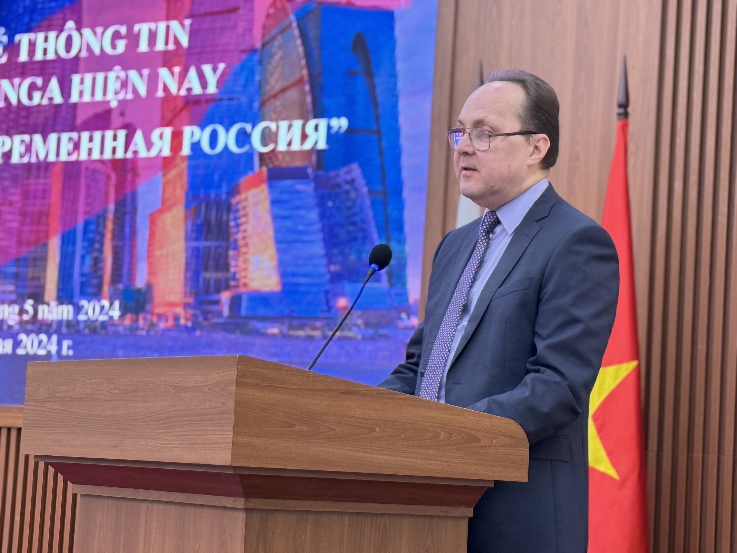 Đại sứ Nga tại Việt Nam: &ldquo;Thời gian ngắn nữa, &ocirc;ng Putin sẽ thăm Việt Nam&rdquo;- Ảnh 1.