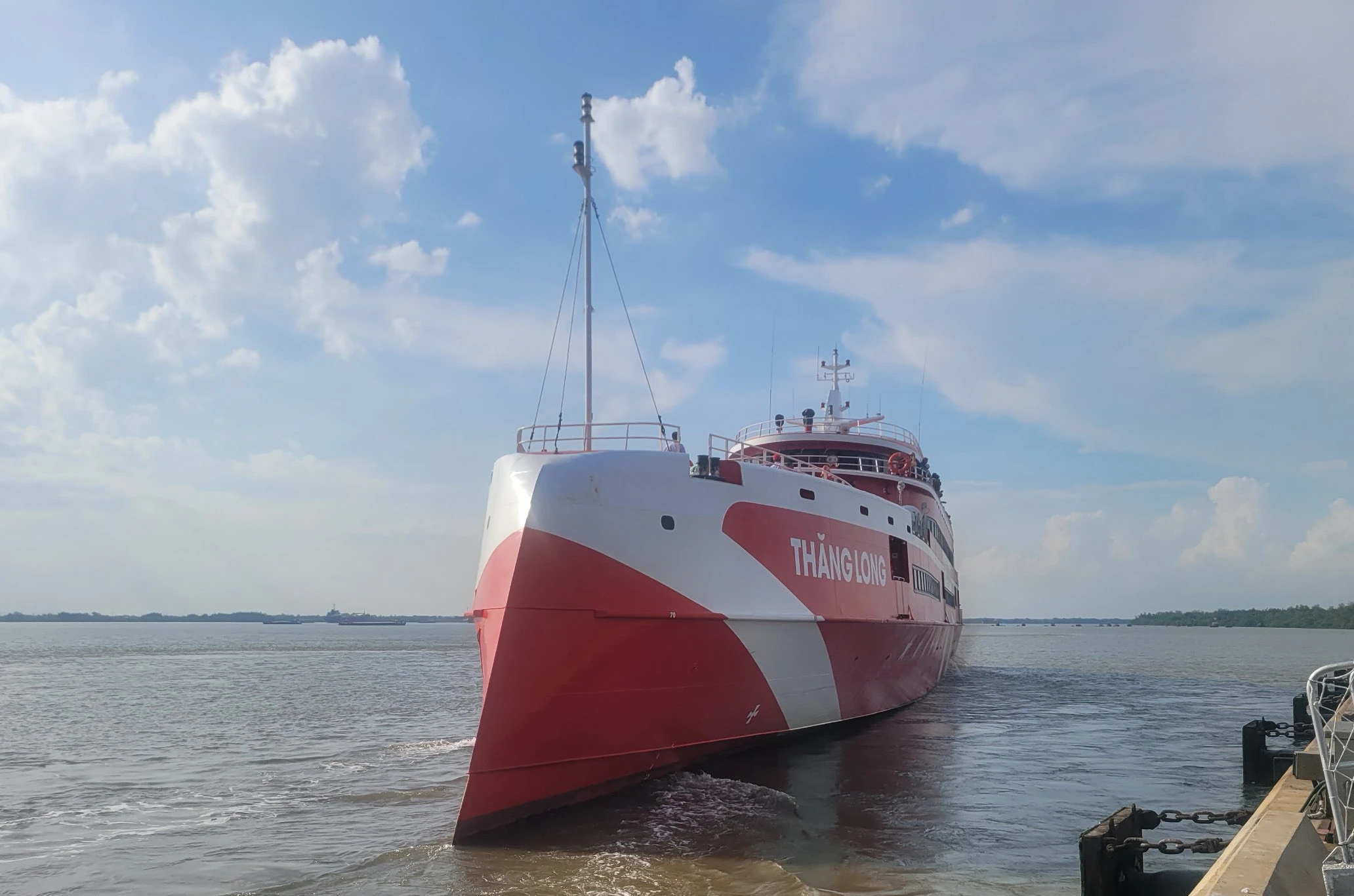 Tạm dừng tuyến t&agrave;u cao tốc TP.HCM - C&ocirc;n Đảo từ 29/7- Ảnh 2.