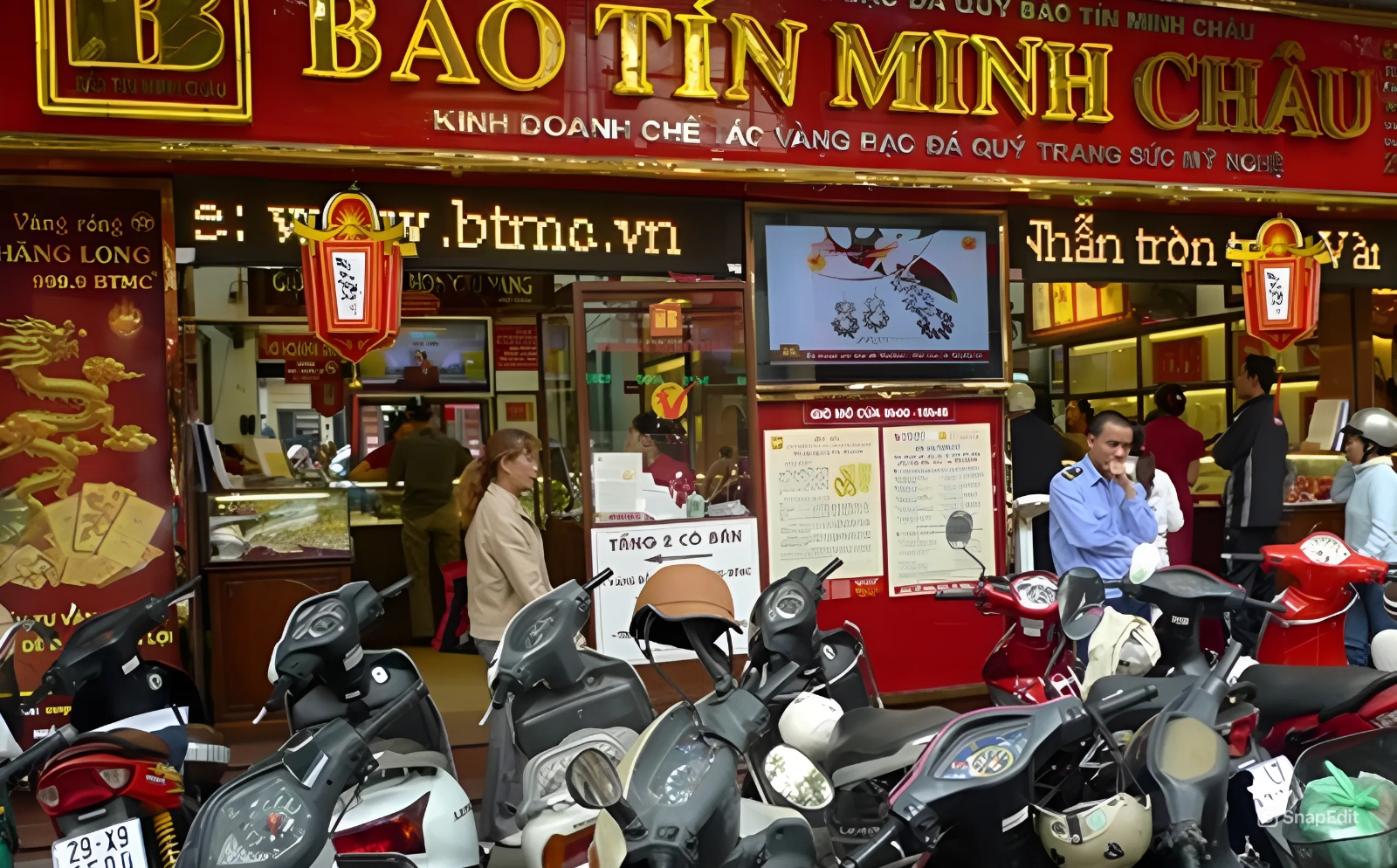 Vàng tăng giá vùn vụt, hệ sinh thái Bảo Tín Minh Châu làm ăn ra sao?- Ảnh 1. Vàng tăng giá vùn vụt, hệ sinh thái Bảo Tín Minh Châu làm ăn ra sao?- Ảnh 1.