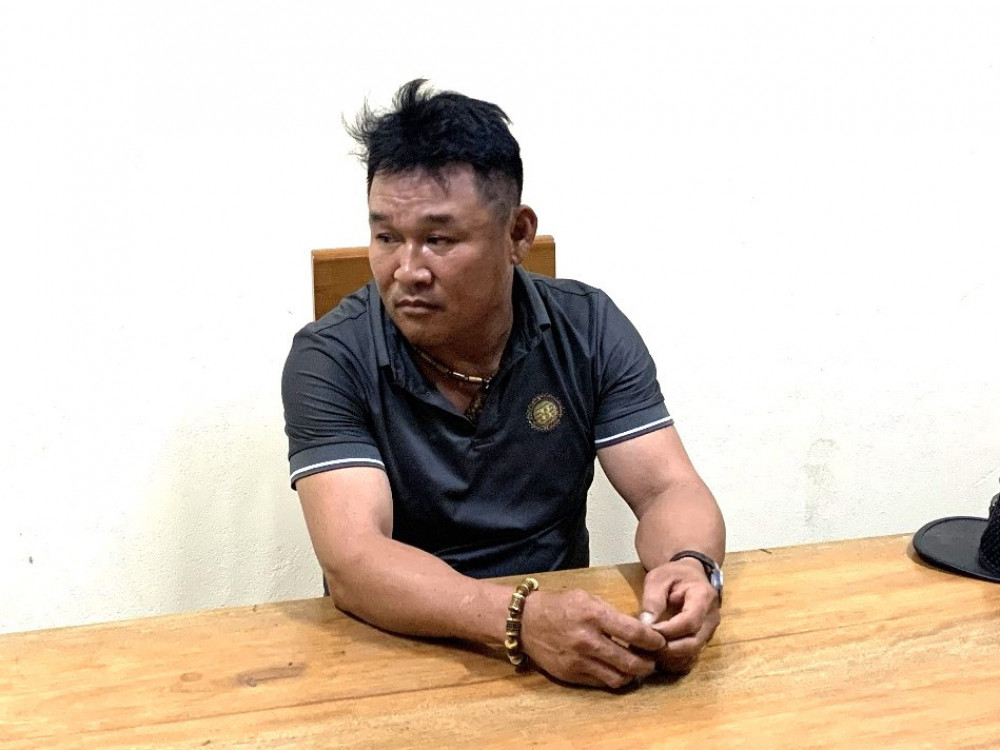 Bắt người đ&agrave;n &ocirc;ng l&aacute;i &ocirc; t&ocirc; c&oacute; nồng độ cồn g&acirc;y tai nạn chết người- Ảnh 1.