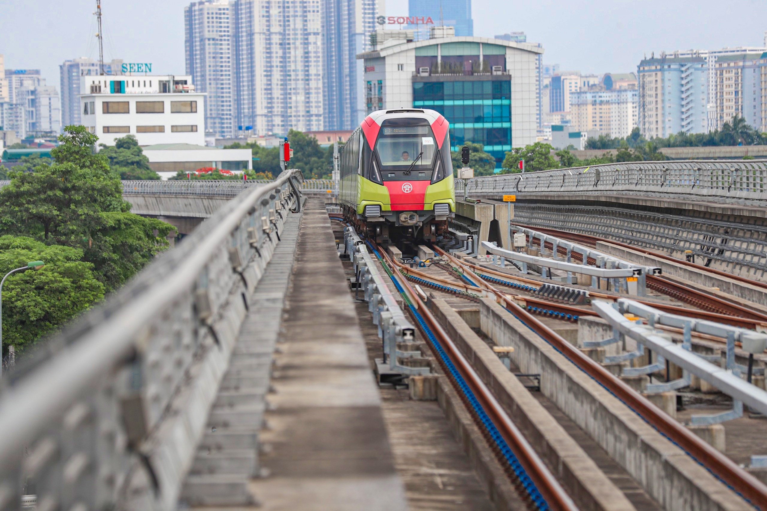 T&igrave;nh huống t&agrave;u Nhổn - ga H&agrave; Nội ch&aacute;y dữ dội, ứng ph&oacute; thế n&agrave;o?- Ảnh 3.