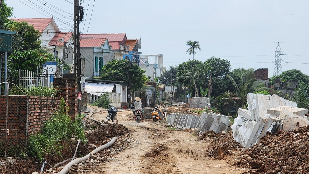 Th&aacute;i B&igrave;nh: Đường như ruộng c&agrave;y v&igrave; nh&agrave; thầu thi c&ocirc;ng ẩu- Ảnh 8.