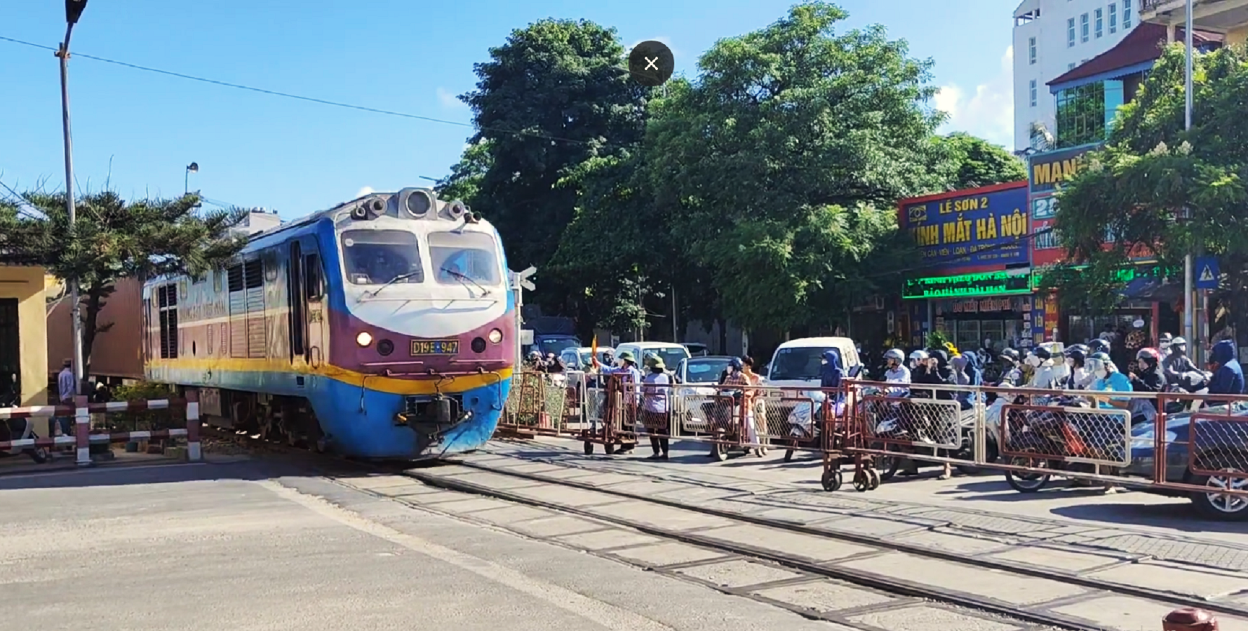 5 năm, tai nạn đường sắt giảm gần 50%, không còn vụ đặc biệt nghiêm trọng- Ảnh 1. 5 năm, tai nạn đường sắt giảm gần 50%, không còn vụ đặc biệt nghiêm trọng- Ảnh 1.