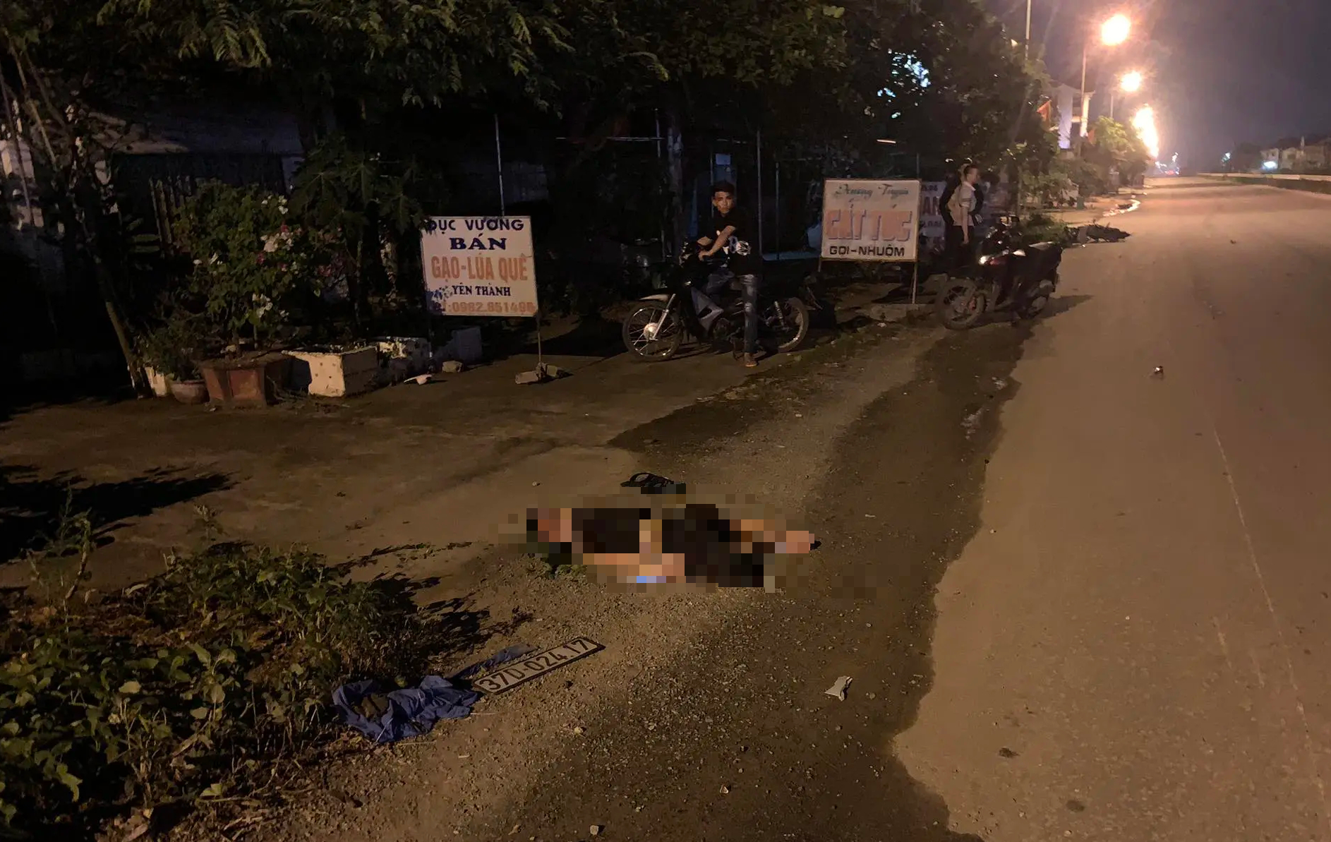 Nghi vấn &ocirc; t&ocirc; hết hạn kiểm định g&acirc;y tai nạn chết người, bỏ trốn khỏi hiện trường- Ảnh 1.