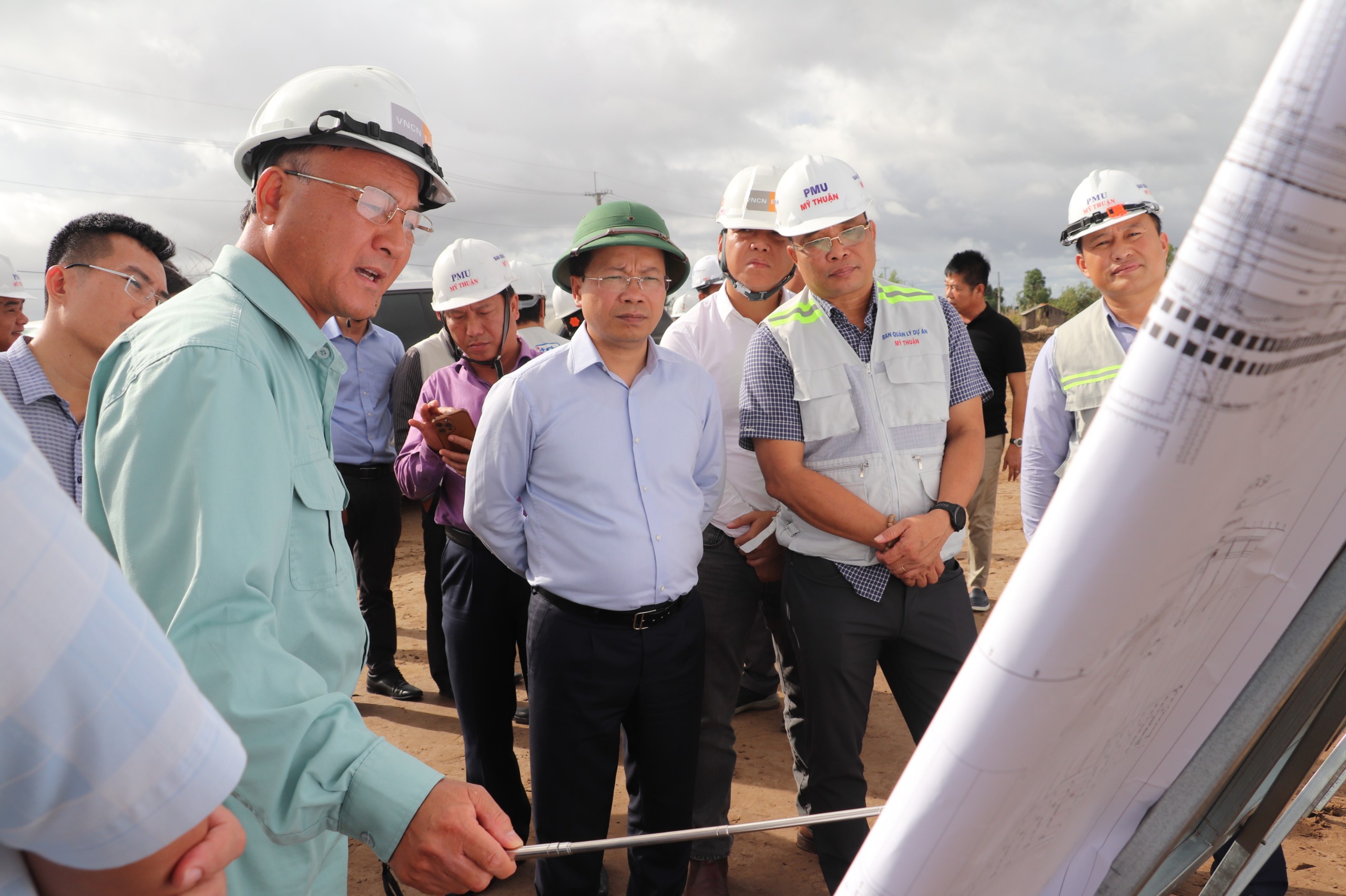 Cam kết là phải làm, không để chậm tiến độ cao tốc Cần Thơ - Cà Mau- Ảnh 1. Cam kết là phải làm, không để chậm tiến độ cao tốc Cần Thơ - Cà Mau- Ảnh 1.