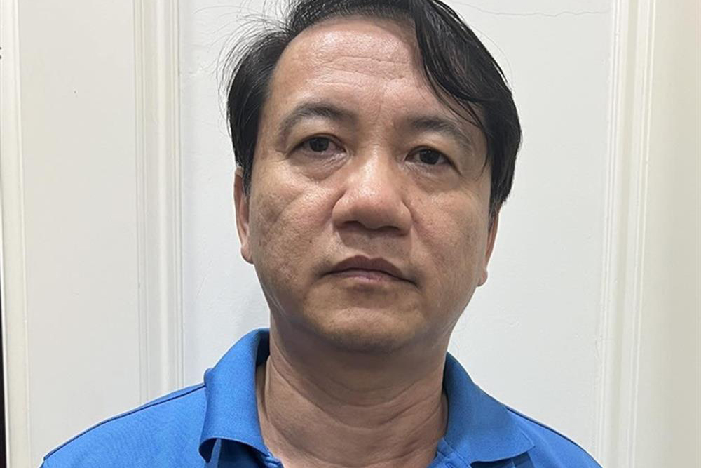 Cựu Cục trưởng Điện lực của Bộ C&ocirc;ng thương bị bắt- Ảnh 1.