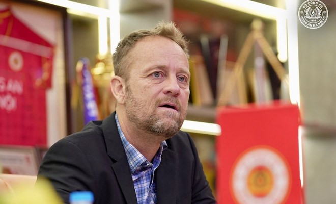 HLV duy nhất ở Đ&ocirc;ng Nam &Aacute; từng đ&aacute;nh bại thầy Park t&aacute;i xuất V-League- Ảnh 1.