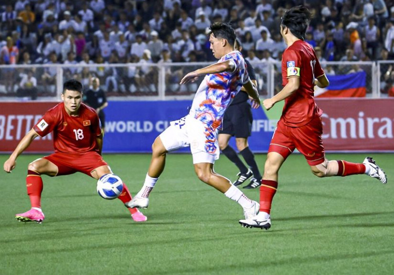 Sếp lớn b&oacute;ng đ&aacute; Philippines gửi "thư chiến" đến HLV Kim Sang-sik tại AFF Cup- Ảnh 1.