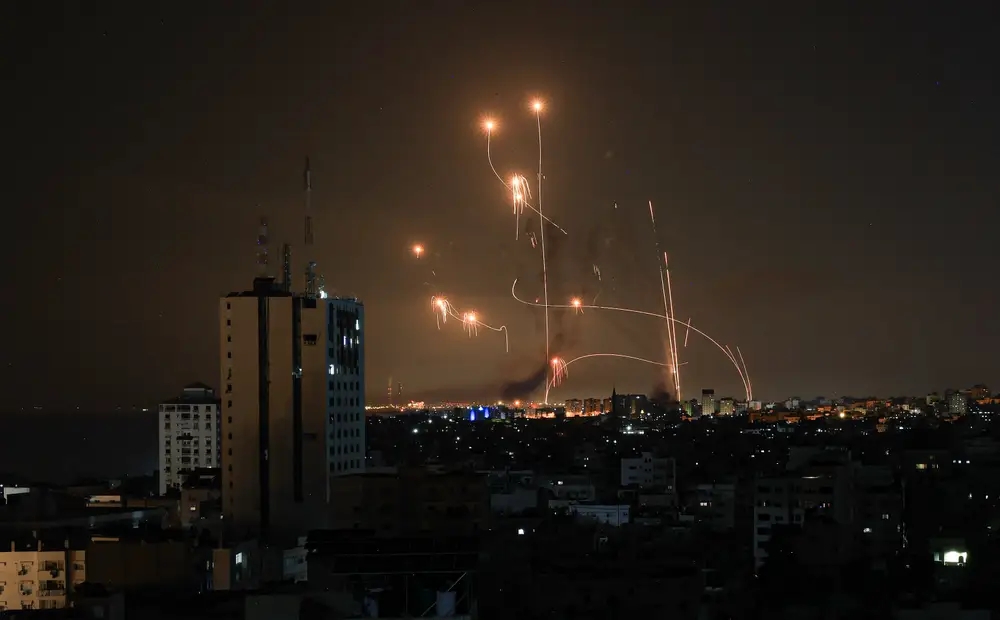 Lãnh đạo EU muốn dựng Vòm Sắt chống tên lửa như Israel ở châu Âu- Ảnh 1. Lãnh đạo EU muốn dựng Vòm Sắt chống tên lửa như Israel ở châu Âu- Ảnh 1.