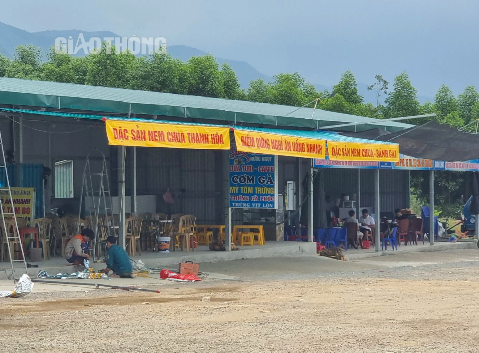 Th&ecirc;m một trạm dừng nghỉ tạm tr&ecirc;n cao tốc qua Thanh H&oacute;a đi v&agrave;o hoạt động- Ảnh 1.