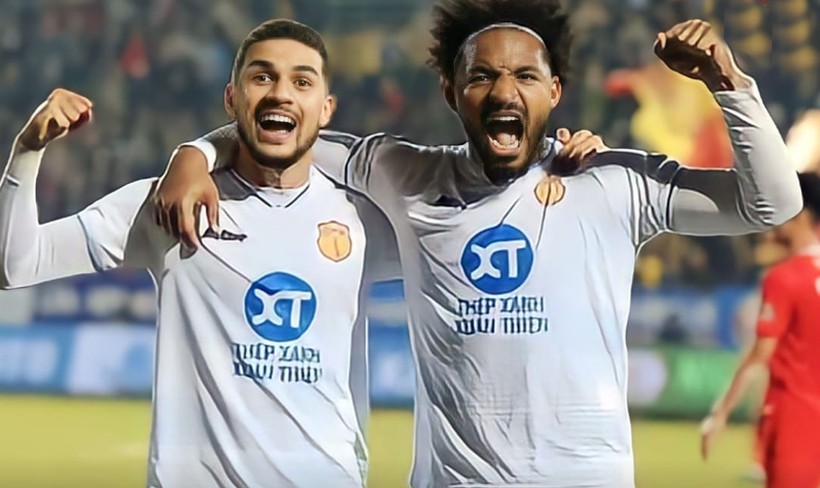 Cặp song s&aacute;t cả V-League khiếp sợ khiến Nam Định tan mộng v&ocirc; địch sau gần 4 thập kỷ?- Ảnh 1.