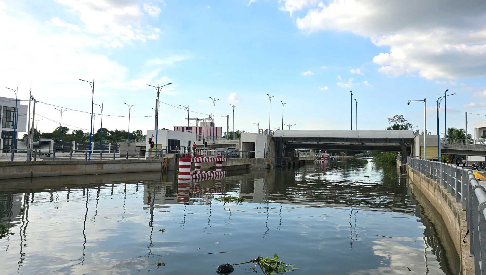 Loạt cống ngăn triều kỳ vọng gi&uacute;p Cần Thơ tho&aacute;t ngập khi mưa lớn, triều cường- Ảnh 7.