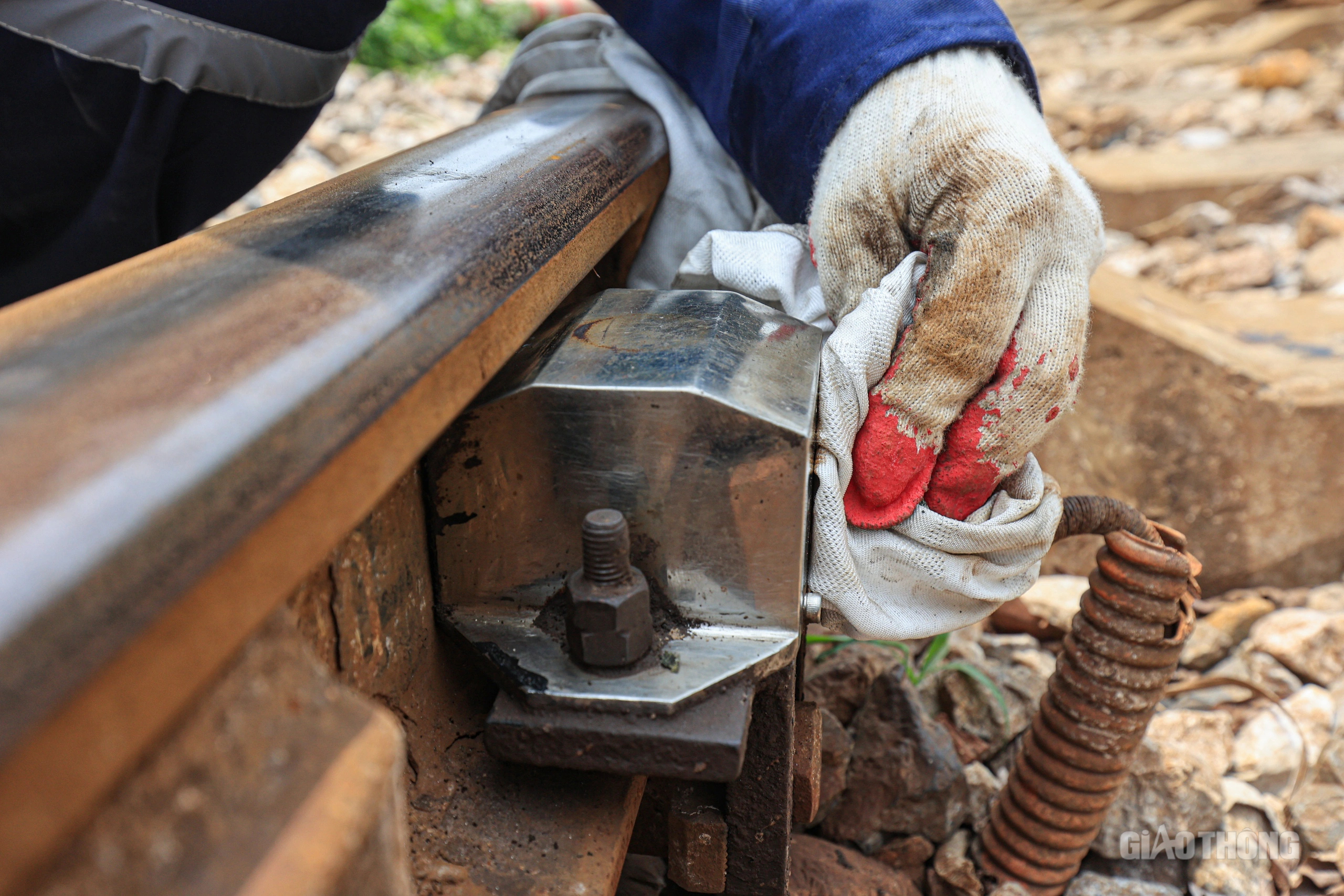 Những người thợ &ldquo;g&aacute;c&rdquo; th&ocirc;ng tin t&iacute;n hiệu đường sắt- Ảnh 15.