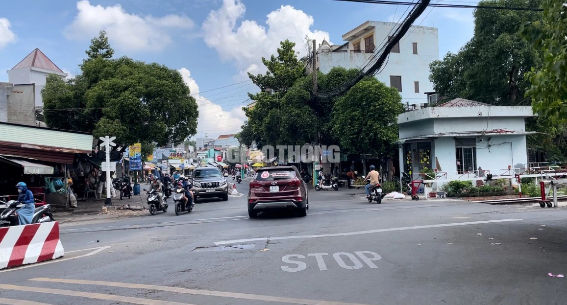 Hai tuyến đường ở B&igrave;nh Dương c&oacute; biển cấm cũng như kh&ocirc;ng- Ảnh 4.