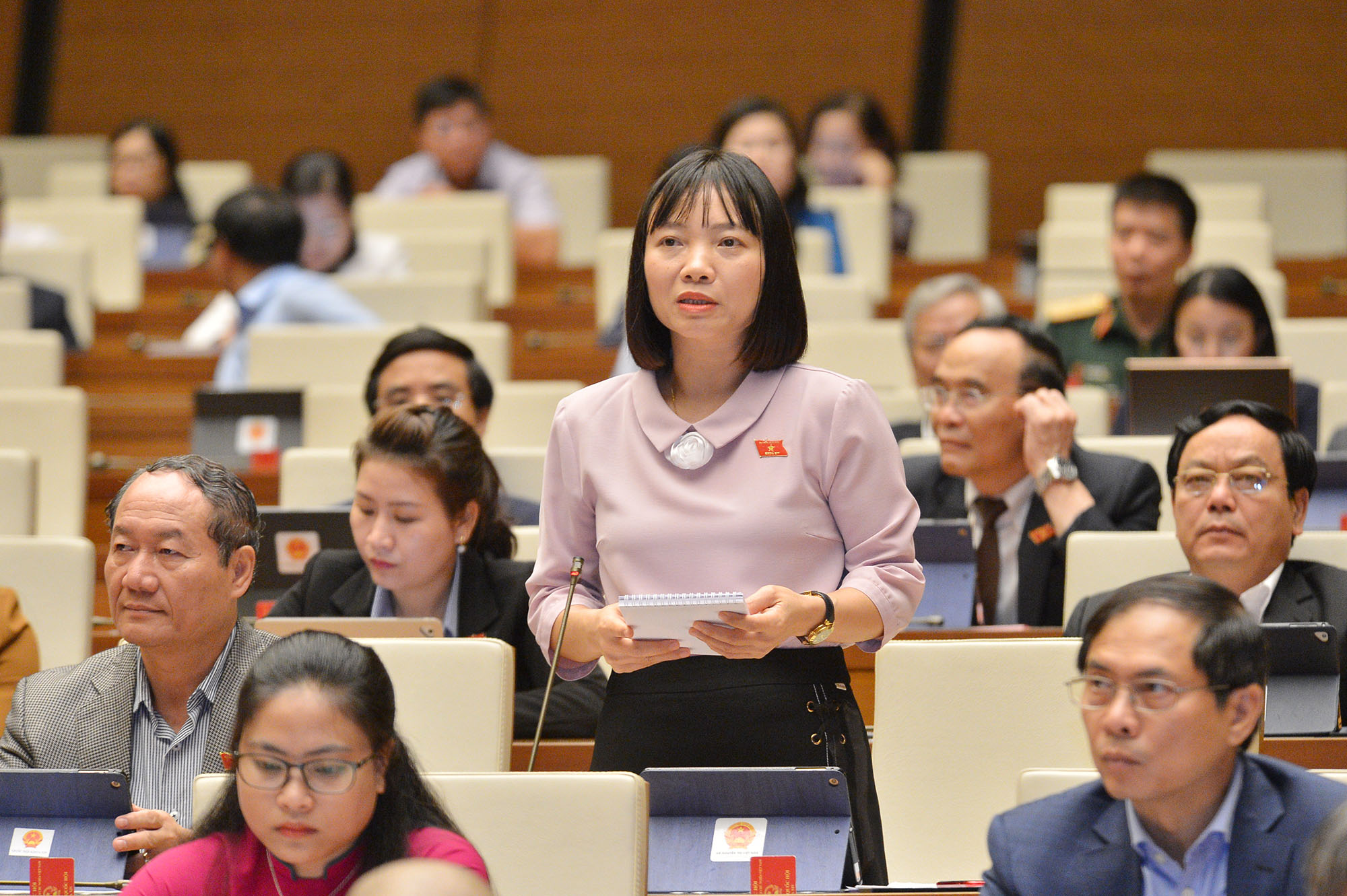 Băn khoăn kh&ocirc;ng cho r&uacute;t bảo hiểm x&atilde; hội 1 lần c&oacute; đẩy người lao động v&agrave;o thế kh&oacute;- Ảnh 3.