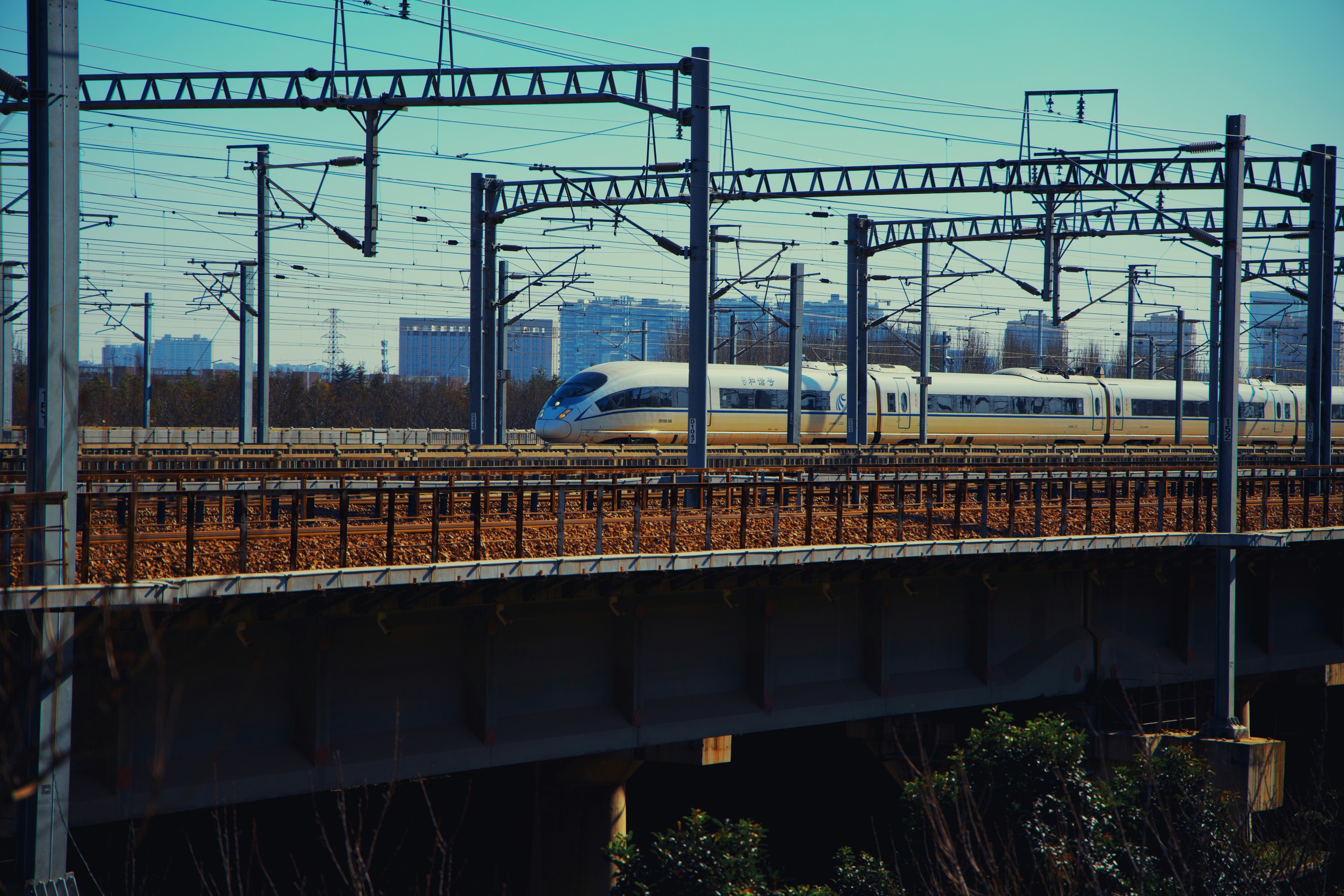 Trung Quốc tăng gi&aacute; v&eacute; t&agrave;u cao tốc- Ảnh 1.