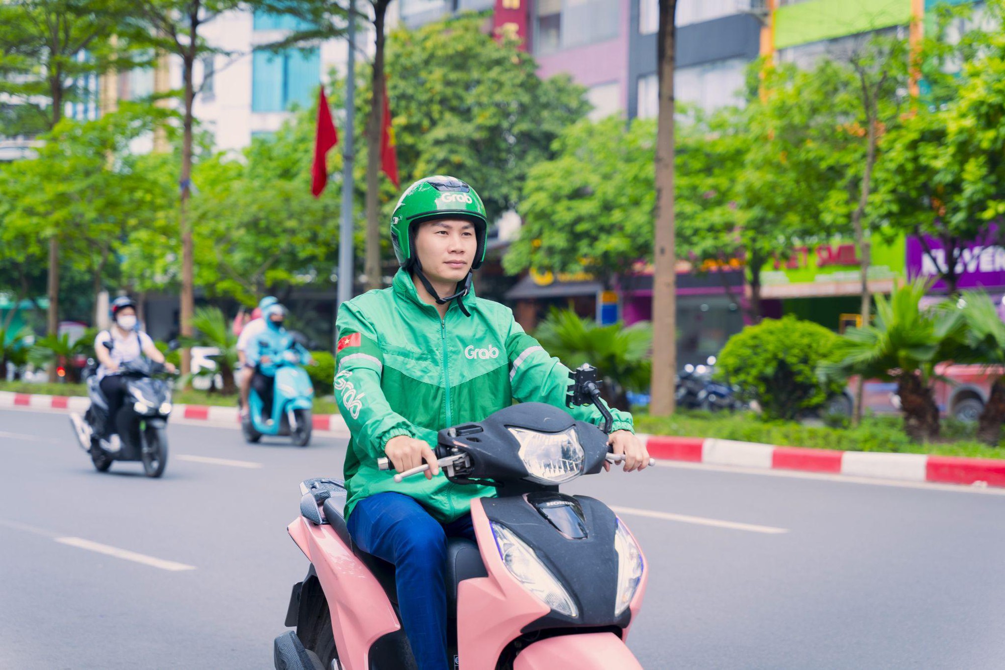 Gi&aacute;m đốc chạy Grab để học hỏi, vực dậy c&ocirc;ng ty sau kh&oacute; khăn- Ảnh 1.