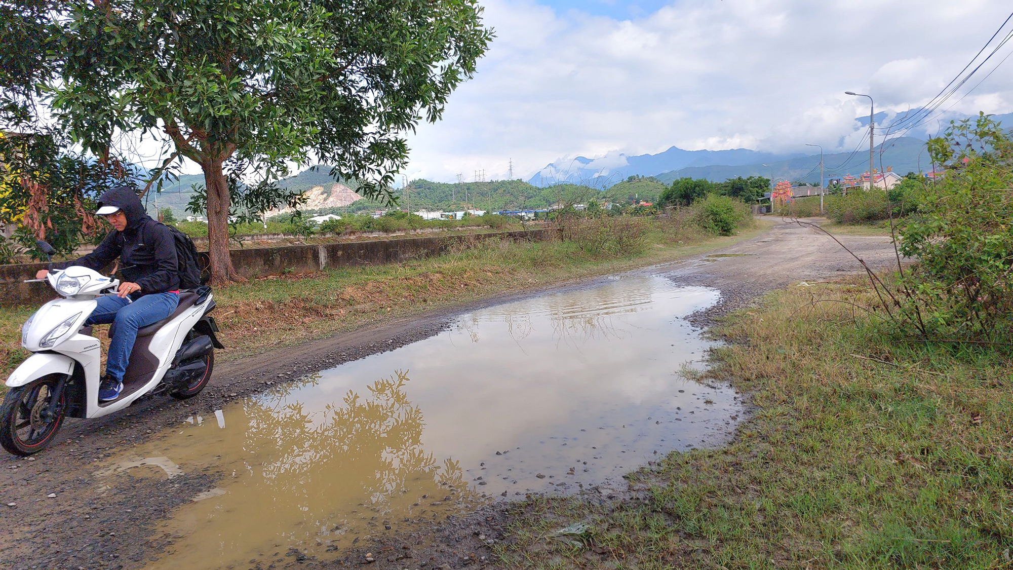 Đ&agrave; Nẵng: D&acirc;n khổ v&igrave; đường l&agrave;m 10 năm chưa xong- Ảnh 2.